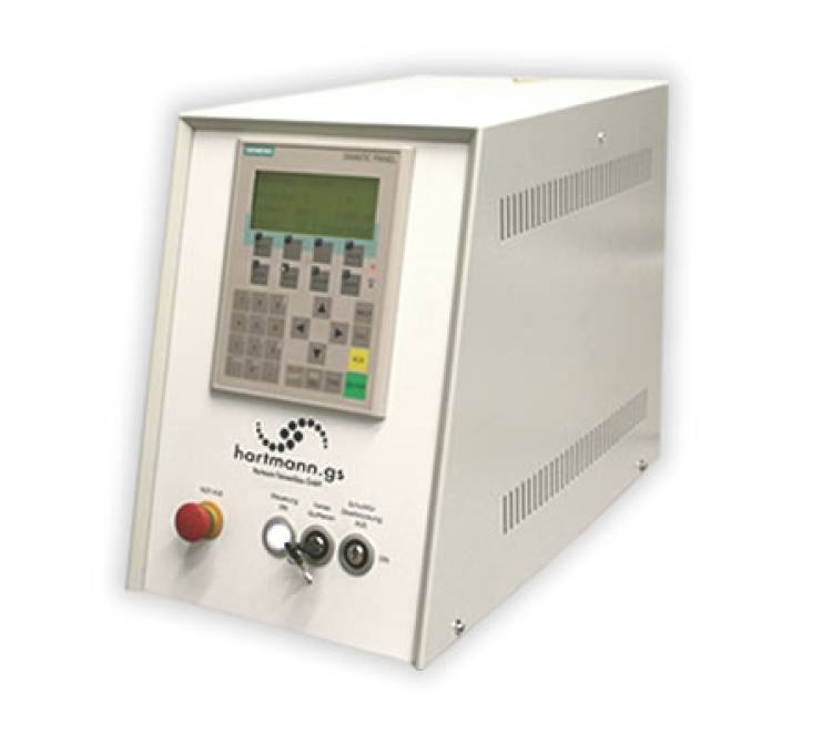 Handgeführtes Heißverstemmsystem: Flexible und effiziente Lösung für manuelle Verstemmanwendungen.